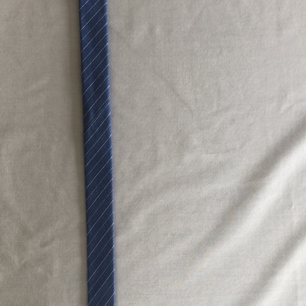 Ben Sherman Tie GUC Blue And White 70% Silk Blend 30% Cotton - Picture 13 of 15